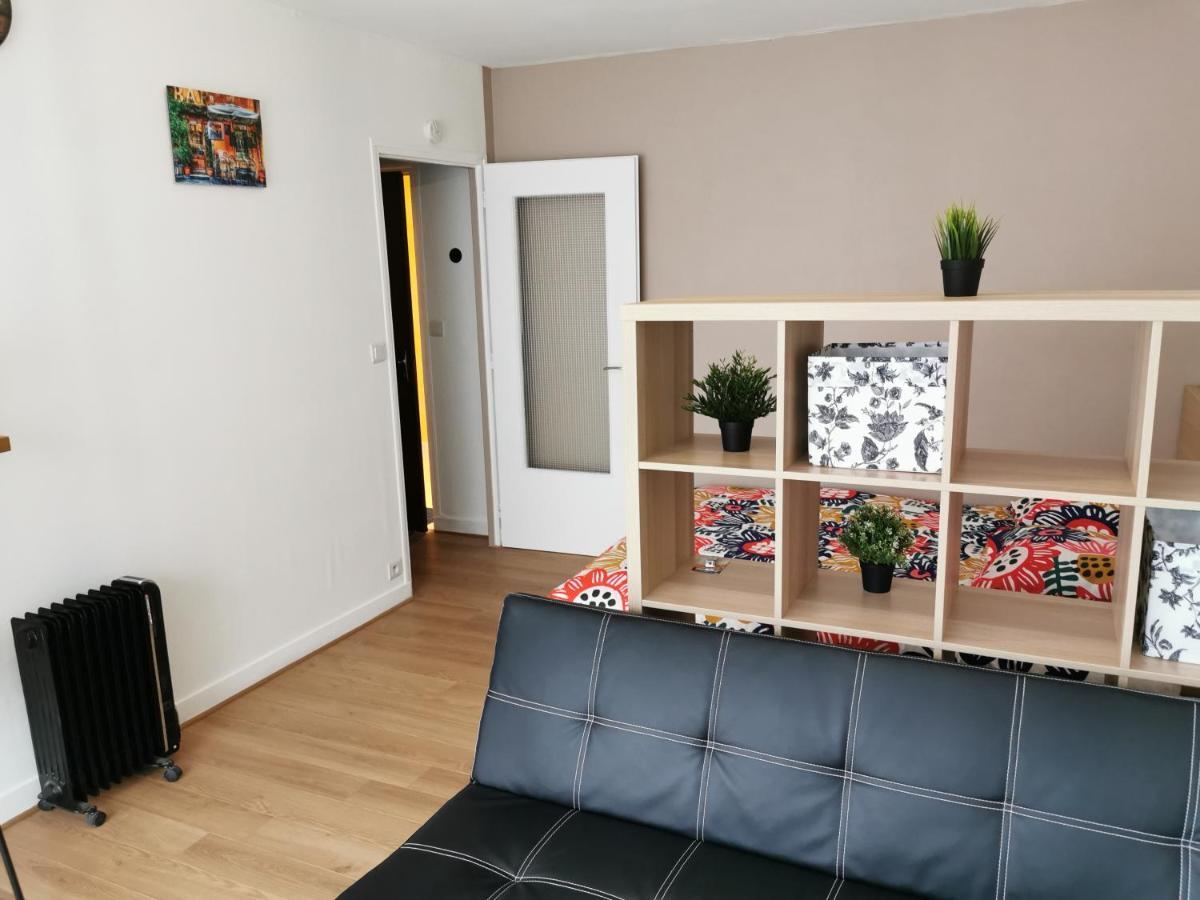 Charmant Studio + Parking Appartamento Orléans Esterno foto